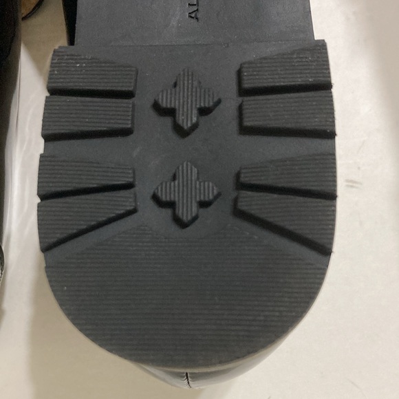 🔳 Alex Marie 🔳 Black Patent Leather Loafers with Pearl Accents  Size 9.5 - Picture 11 of 13